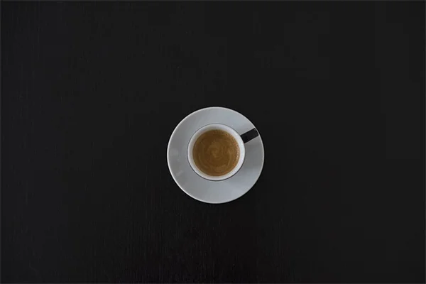 メーガン・マークル風フラワースプリンクル、冬でも楽しめる？初心者向け保存方法と意外な正体